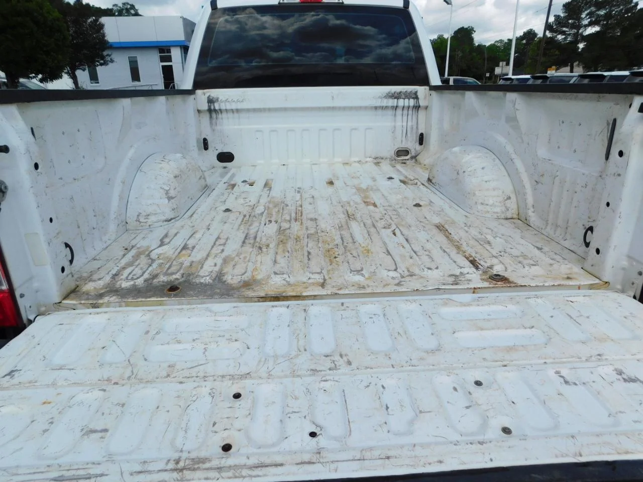 Used 2022 White Ford XL 4WD Crew Cab 6.75 ft Box image 8