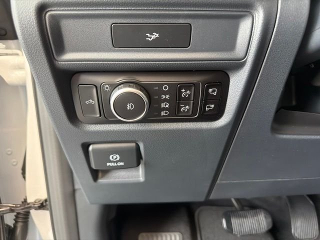 New 2026 Oxford White Ford XLT image 27
