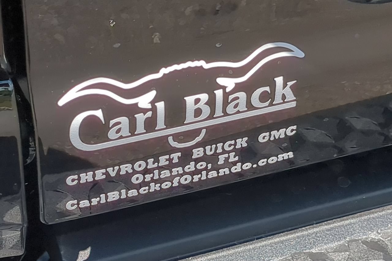 New 2026 Onyx Black GMC Elevation image 32