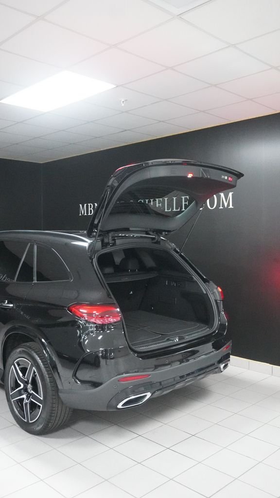 Certified Used 2023 Black Mercedes-Benz GLC 300 image 32