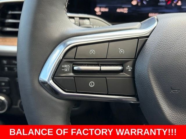 Used 2025 Black Chevrolet High Country image 22