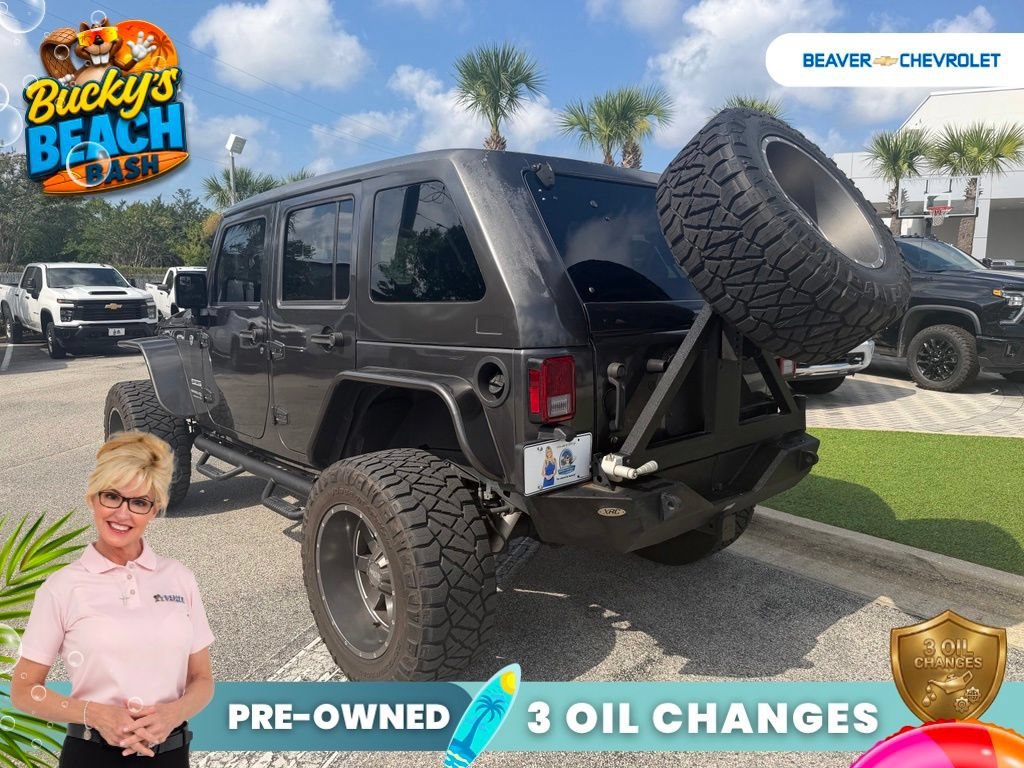 Used 2018 Gray Jeep Sport S image 6
