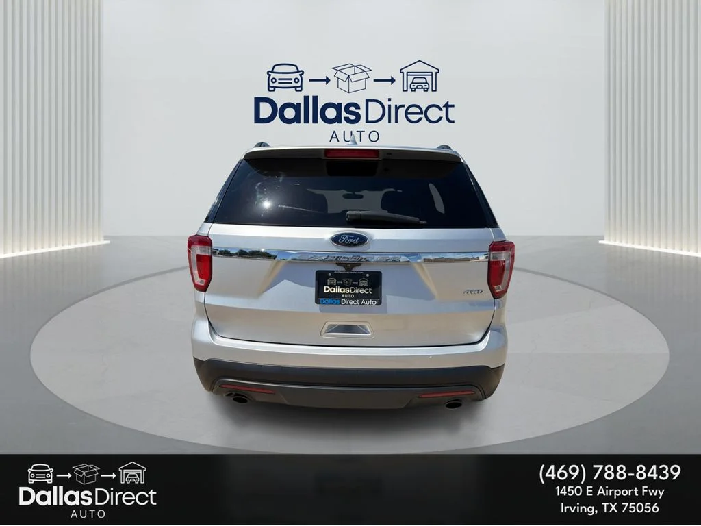 Used 2017 Ingot Silver Metallic Ford Base image 7