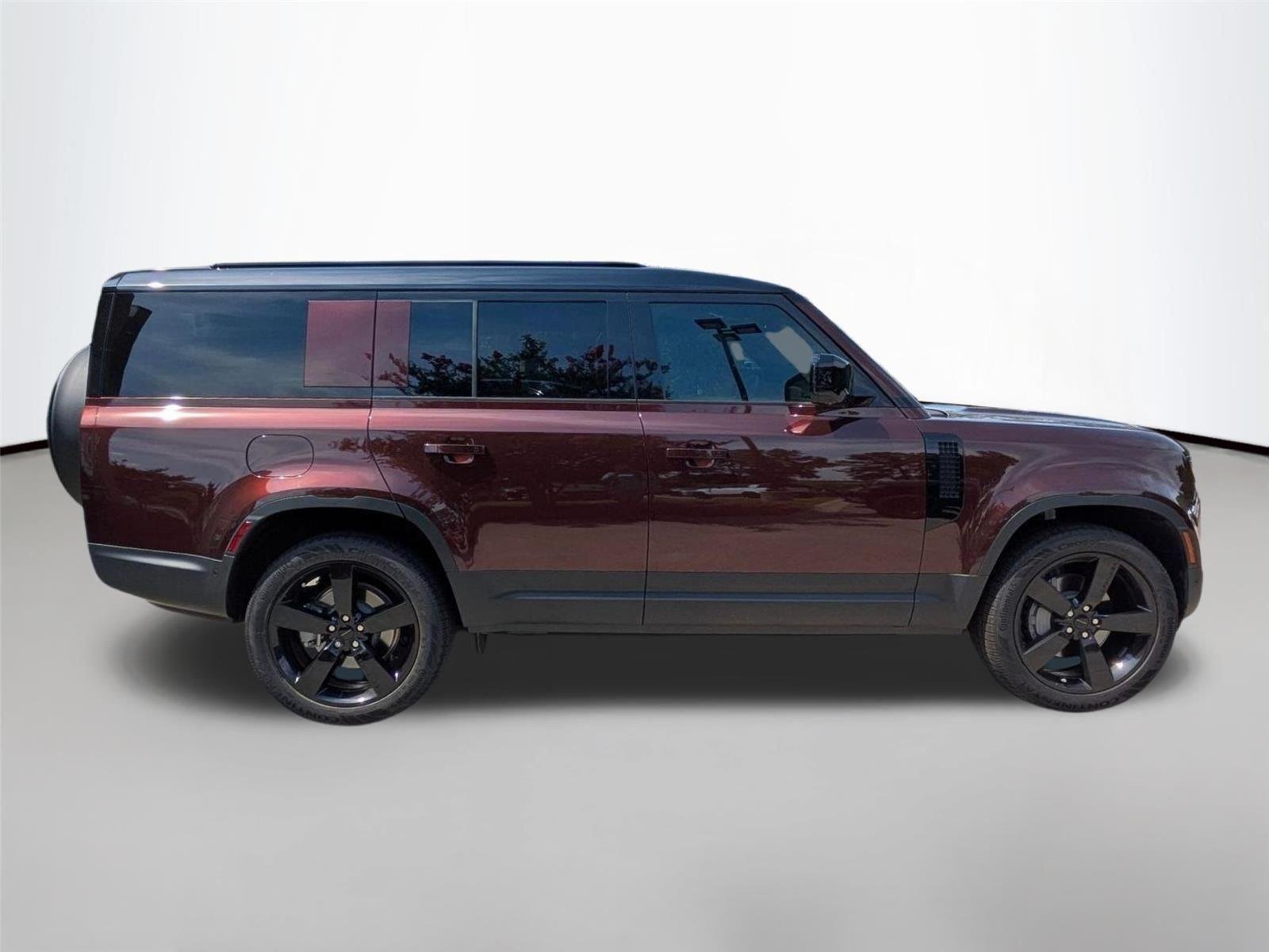 New 2026 Sedona Red Metallic Land Rover S image 4