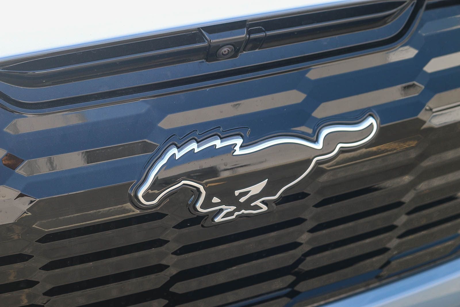 New 2026 Glacier Gray Metallic Tri-coat Ford Premium image 6