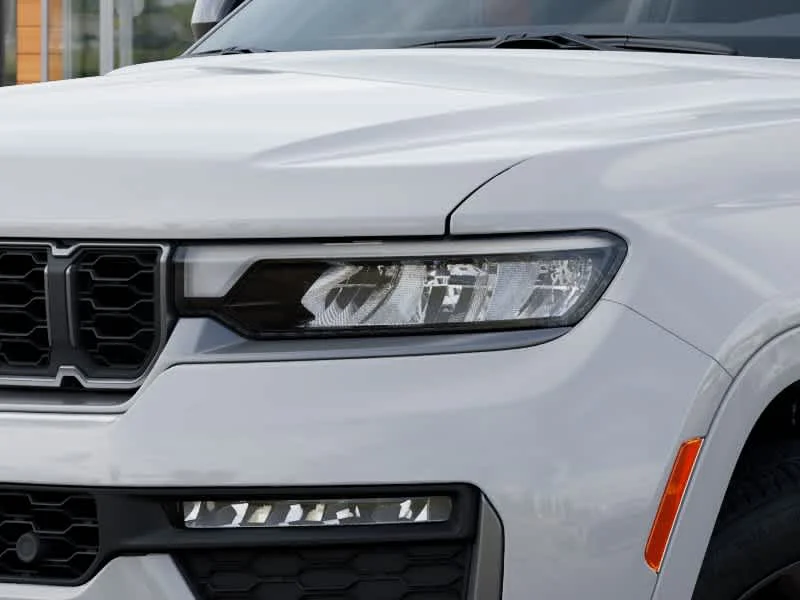 New 2026 Bright White Clearcoat Jeep Limited Reserve image 10