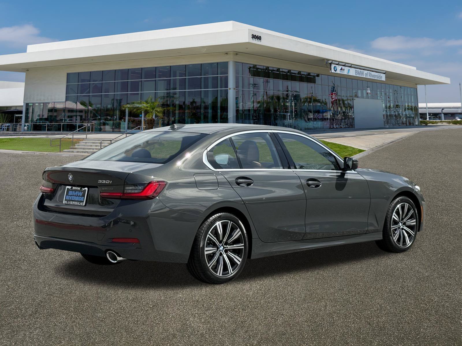 New 2026 Dravit Grey Metallic BMW 330i image 10
