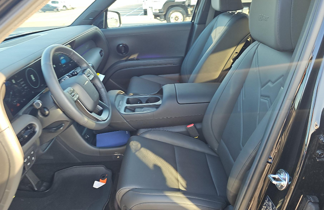 Certified Used 2026 Black Hyundai XRT Pro image 7