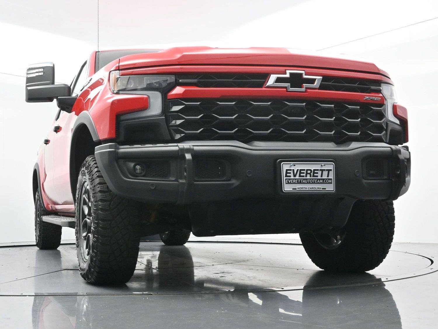 Used 2024 Red Hot Chevrolet ZR2 image 49