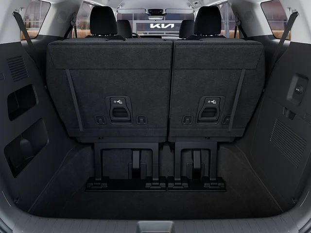 New 2027 Ceramic Silver Kia LX image 20