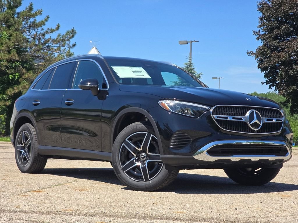2026 Mercedes-Benz GLC GLC 300 4MATIC's photo