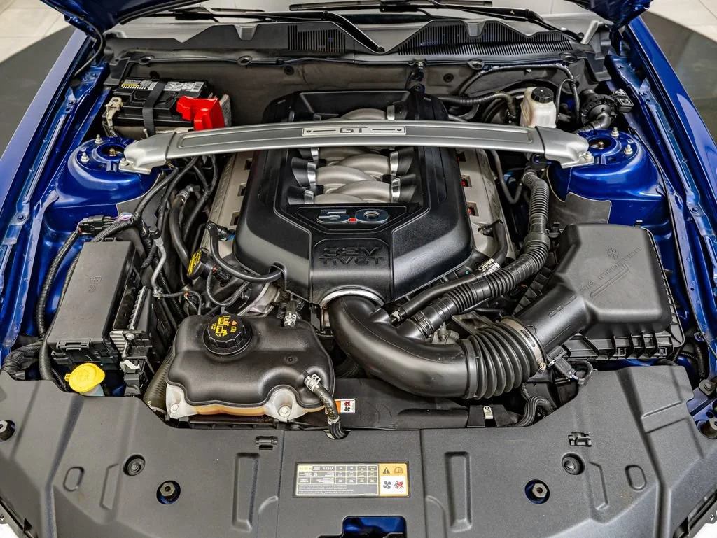 Used 2013 Blue Metallic Ford GT Premium image 49