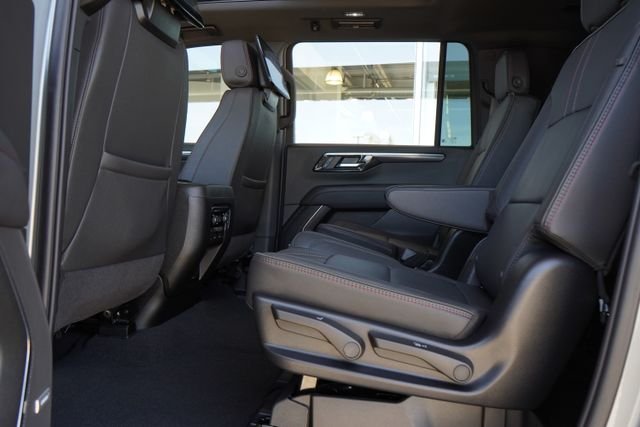 Used 2025 Gray Chevrolet RST image 25