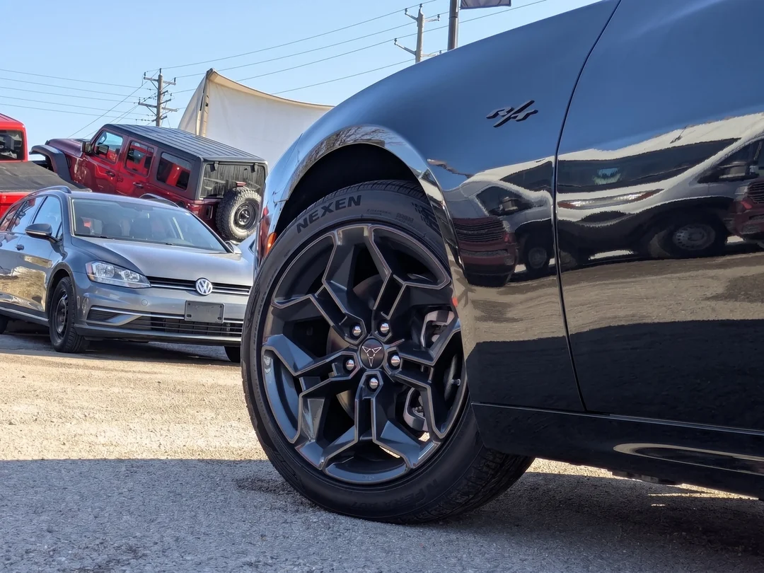 New 2026 Black Dodge R/T - - AWD - Blacktop Package - Driver Convenience Group - 3.0L Hurricane SO Twin Turbo & More! image 9