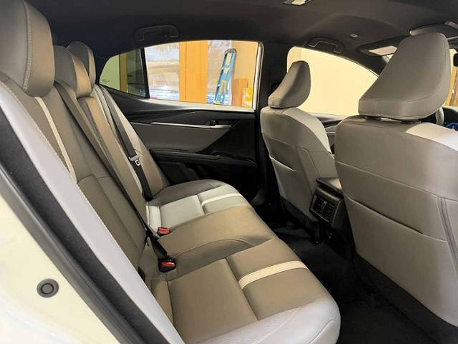 Used 2025 White Toyota  image 22