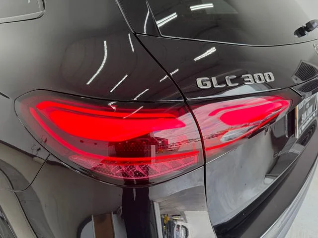 New 2026  Mercedes-Benz GLC 300 image 34