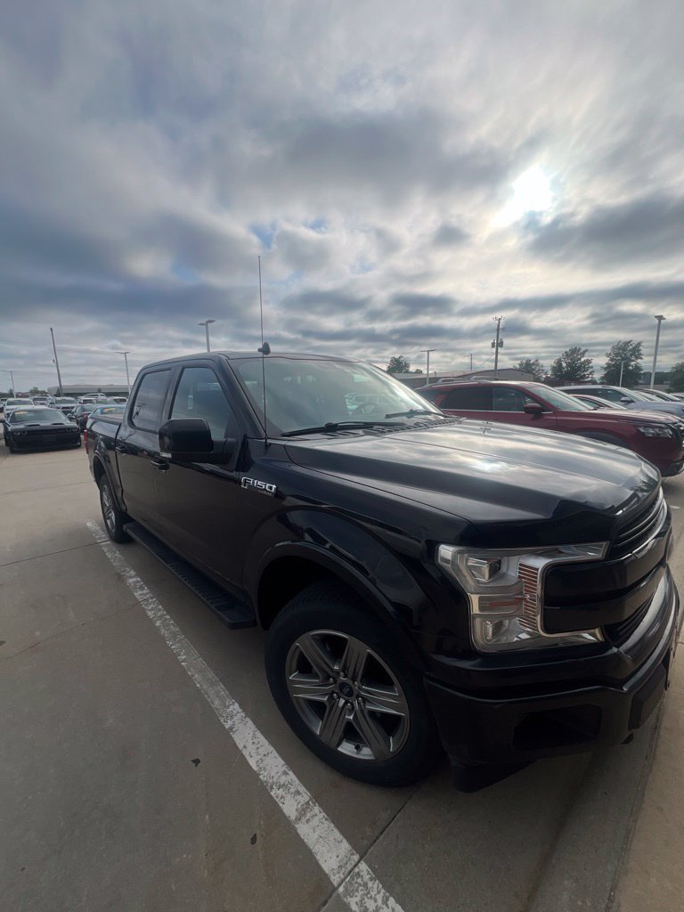 Used 2019 Black Ford Lariat image 6