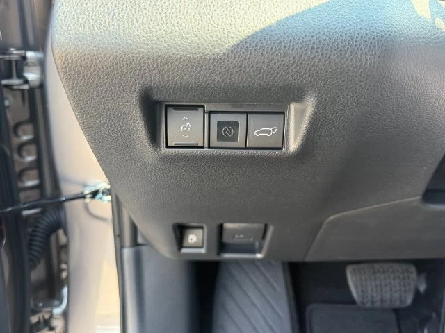 New 2026 Meteor Toyota XSE image 13