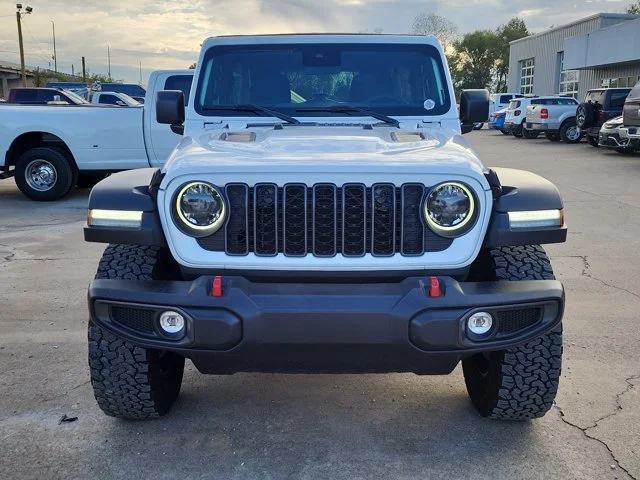 Used 2024 White Jeep Rubicon image 8