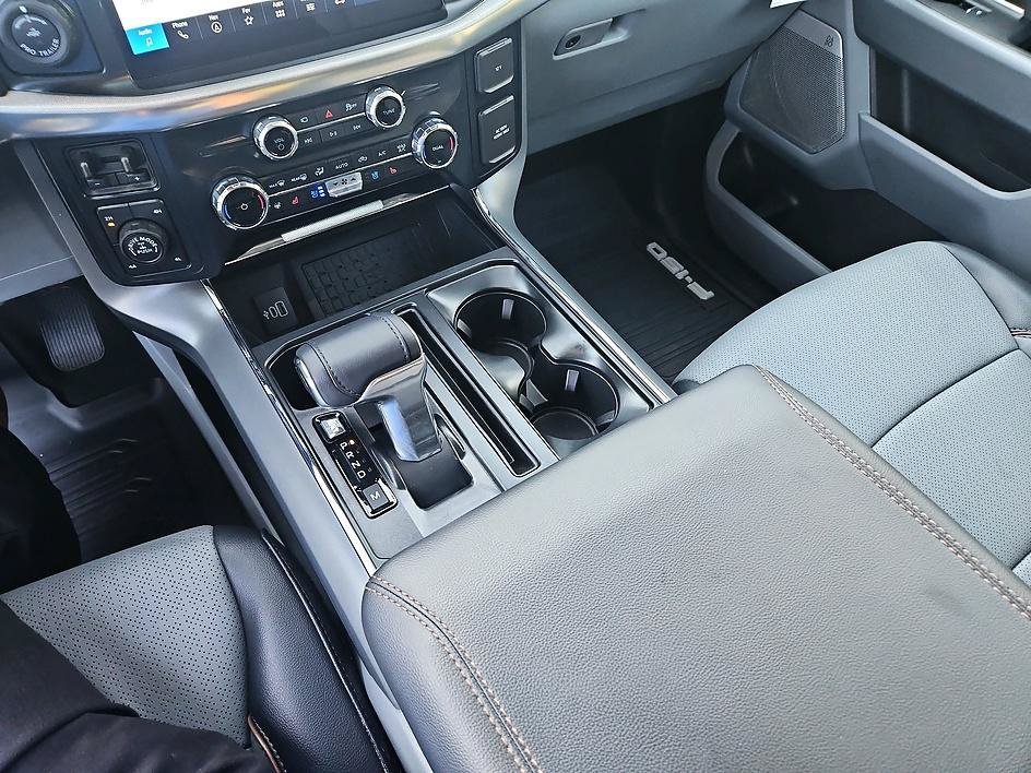 Used 2025 Black Metallic Ford LARIAT image 17