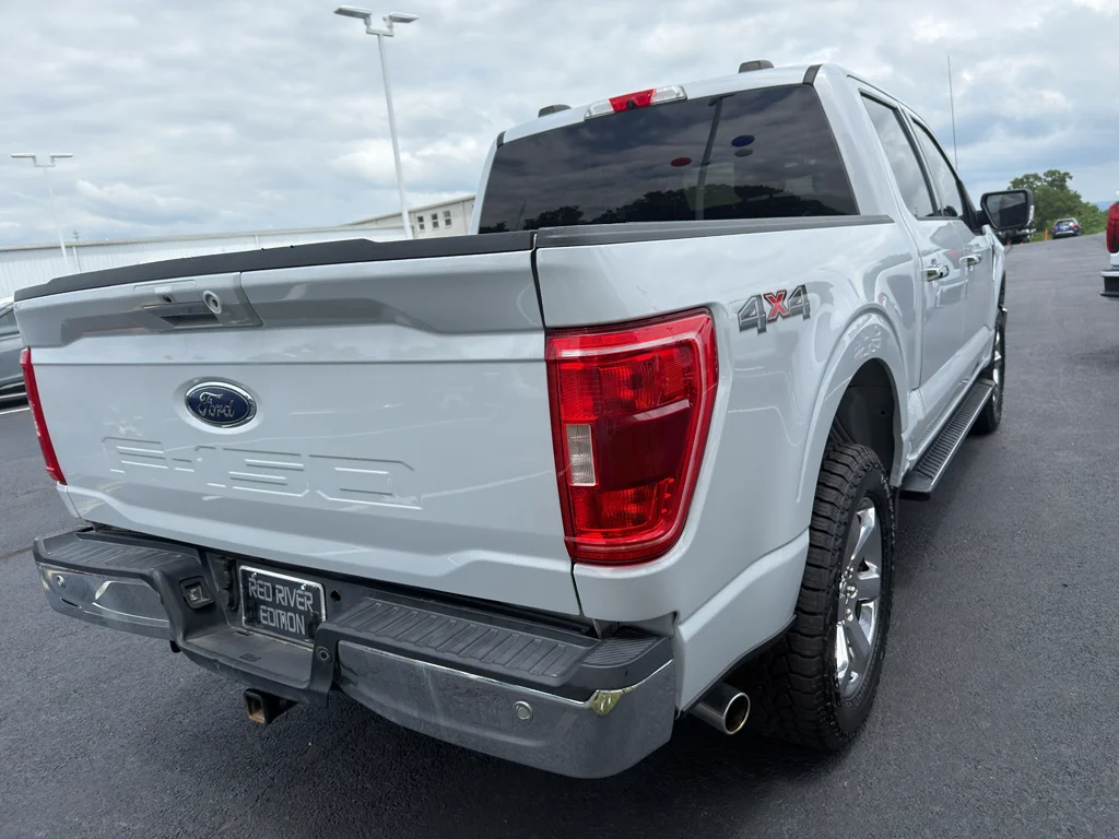 Used 2021 Space White Metallic Ford XLT image 5