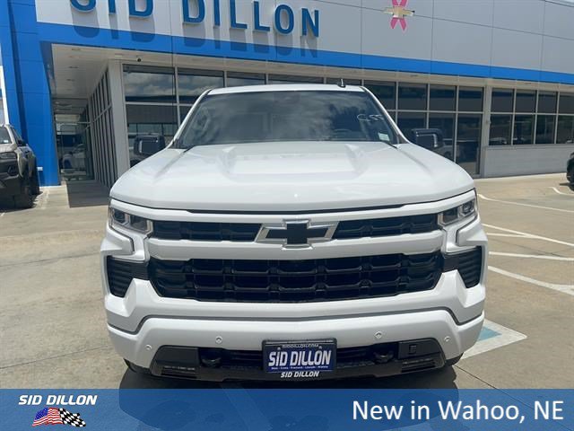 New 2026 Summit White Chevrolet RST image 10