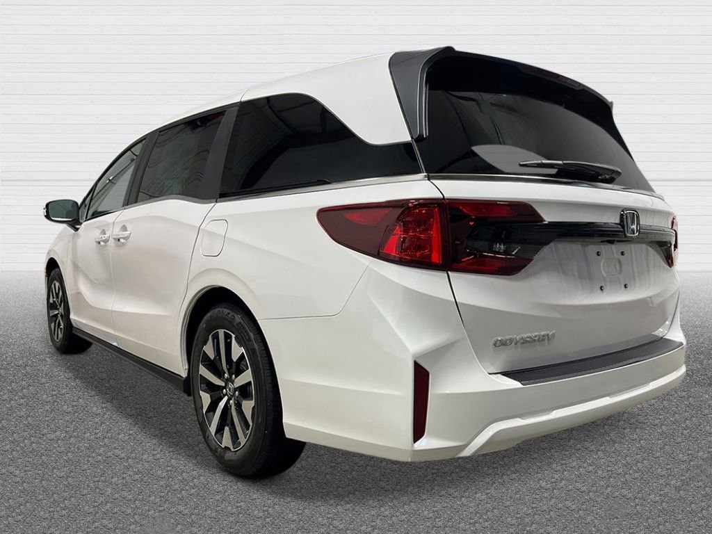 New 2026 Platinum White Pearl Honda EX-L image 3