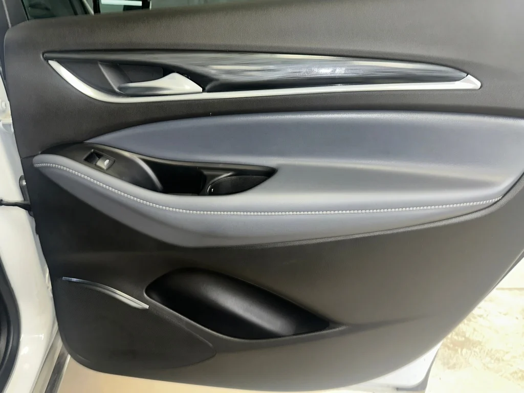 2024 Buick Enclave Essence - Photo 32
