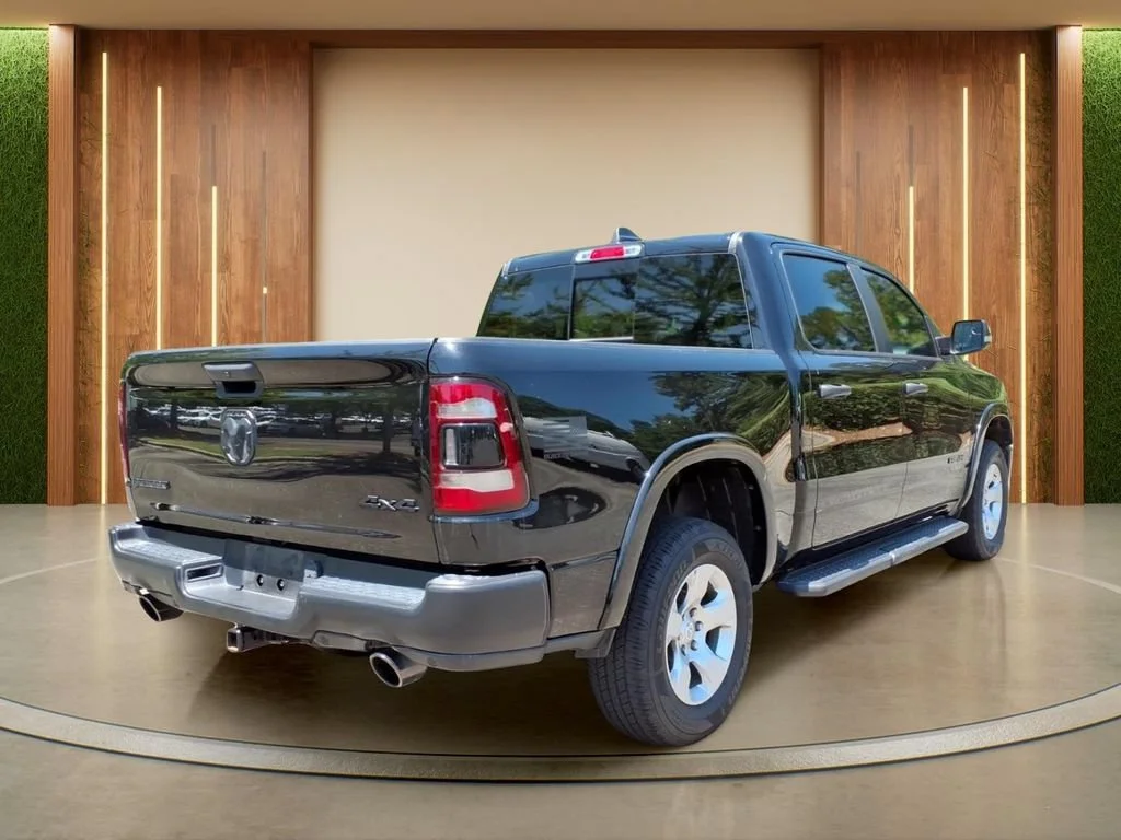 Photo 33