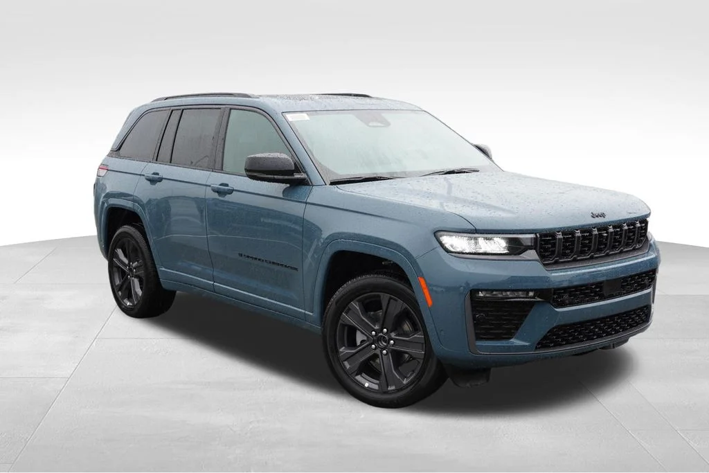 New 2027 Steel Blue Paint Jeep Limited Reserve image 1