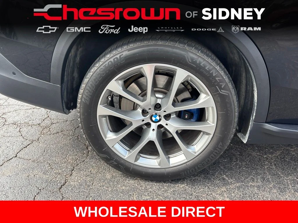 Used 2020 Black BMW xDrive40i image 11
