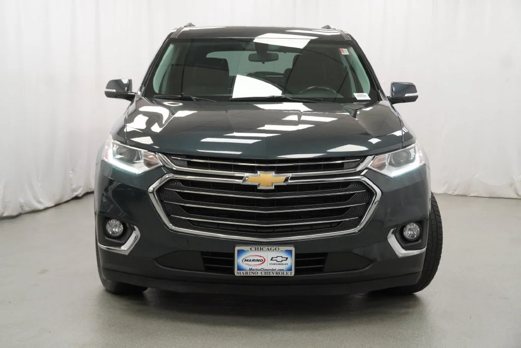 Certified Used 2018 GRAPHITE METALLIC Chevrolet LT Cloth image 13