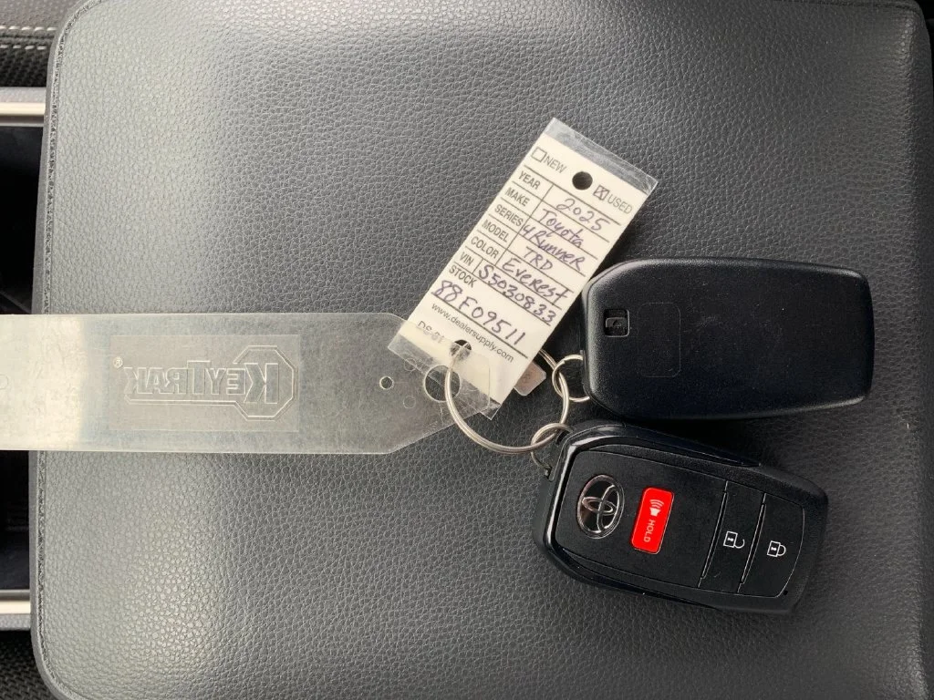 Used 2025 Green Toyota TRD Off-Road image 9