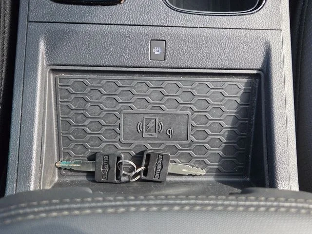 Used 2022  Nissan PRO-4X image 18