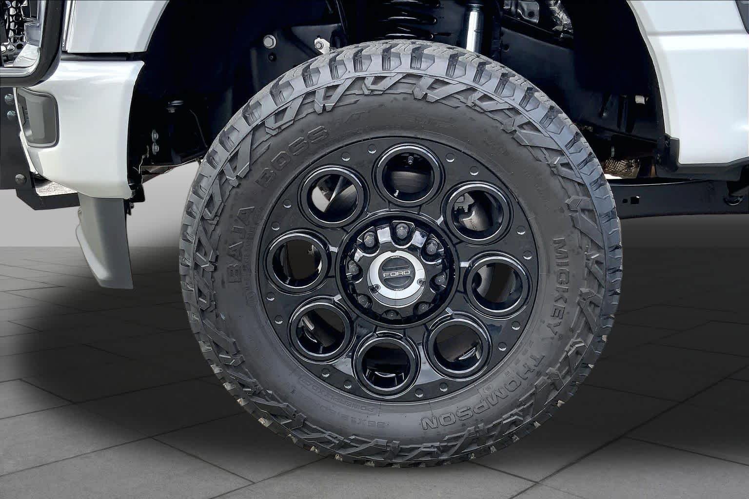Used 2026 Avalanche Ford XLT image 11