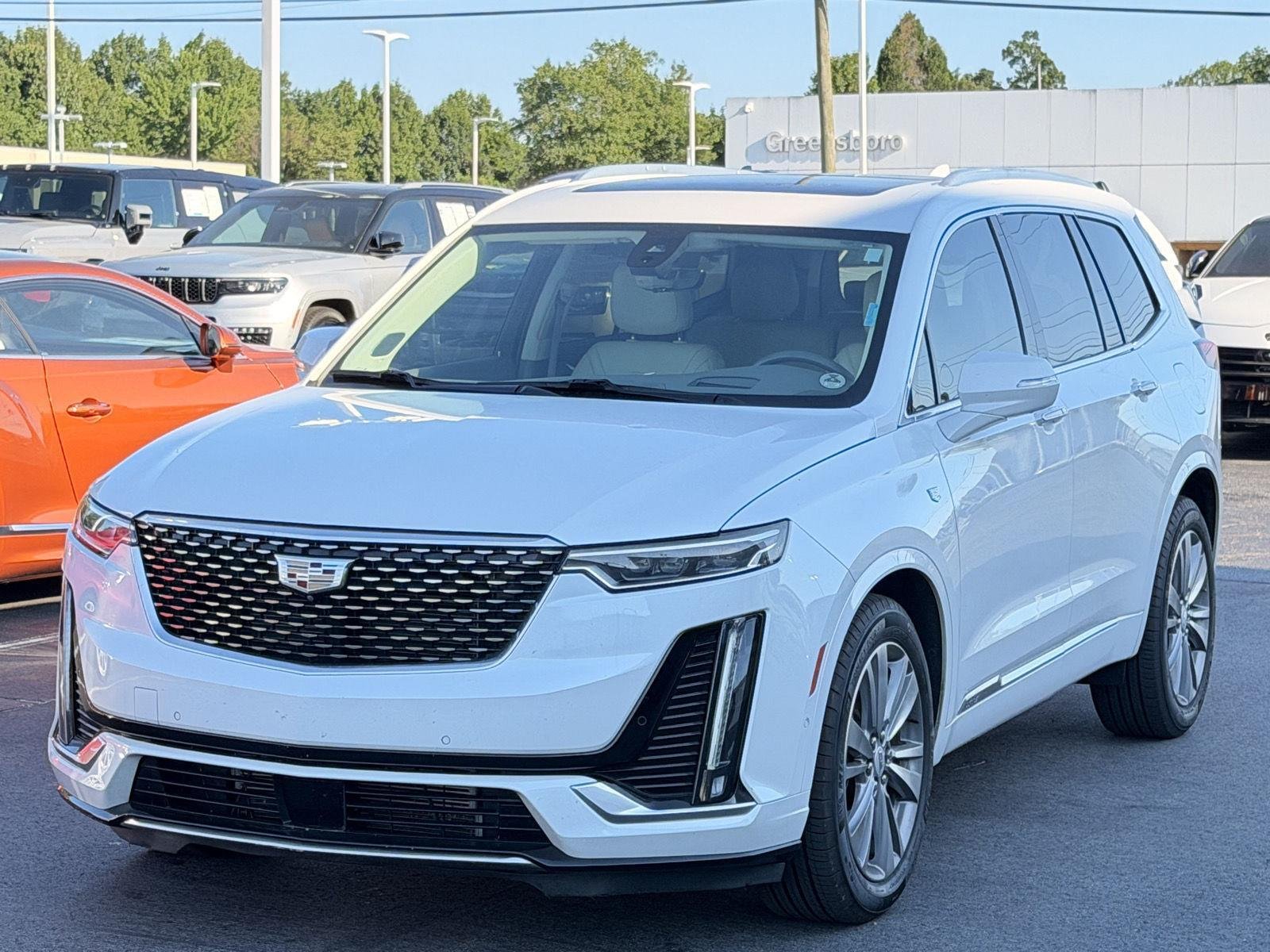 Used 2023 Crystal White Tricoat Cadillac FWD Premium Luxury image 7