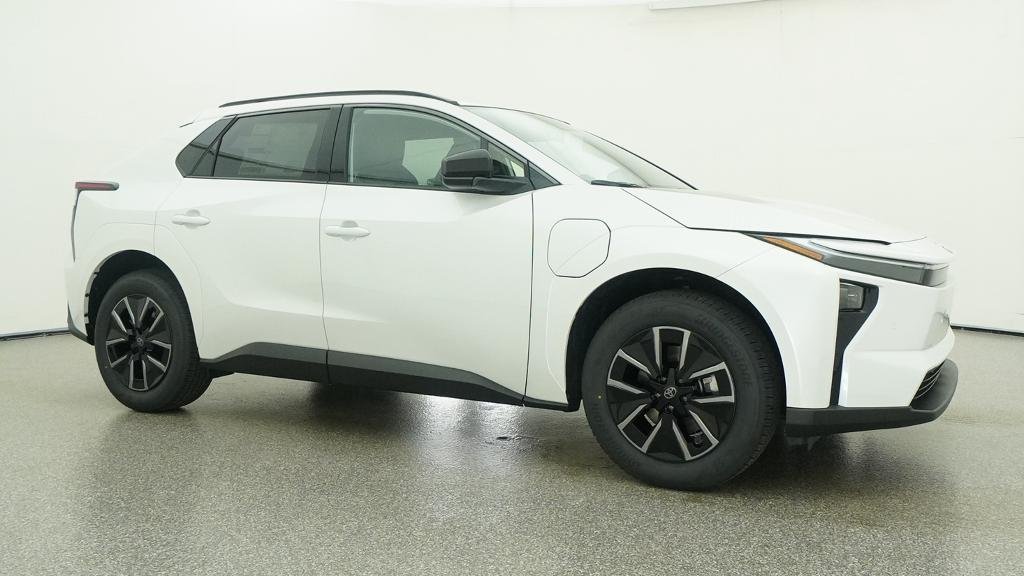 New 2026 Wind Chill Pearl Toyota XLE image 39