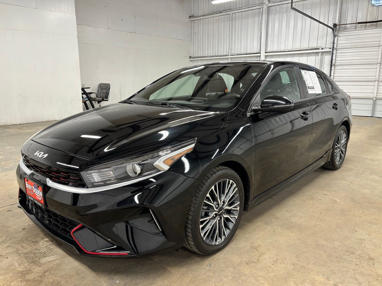 Used 2023 Black Kia GT-Line image 2