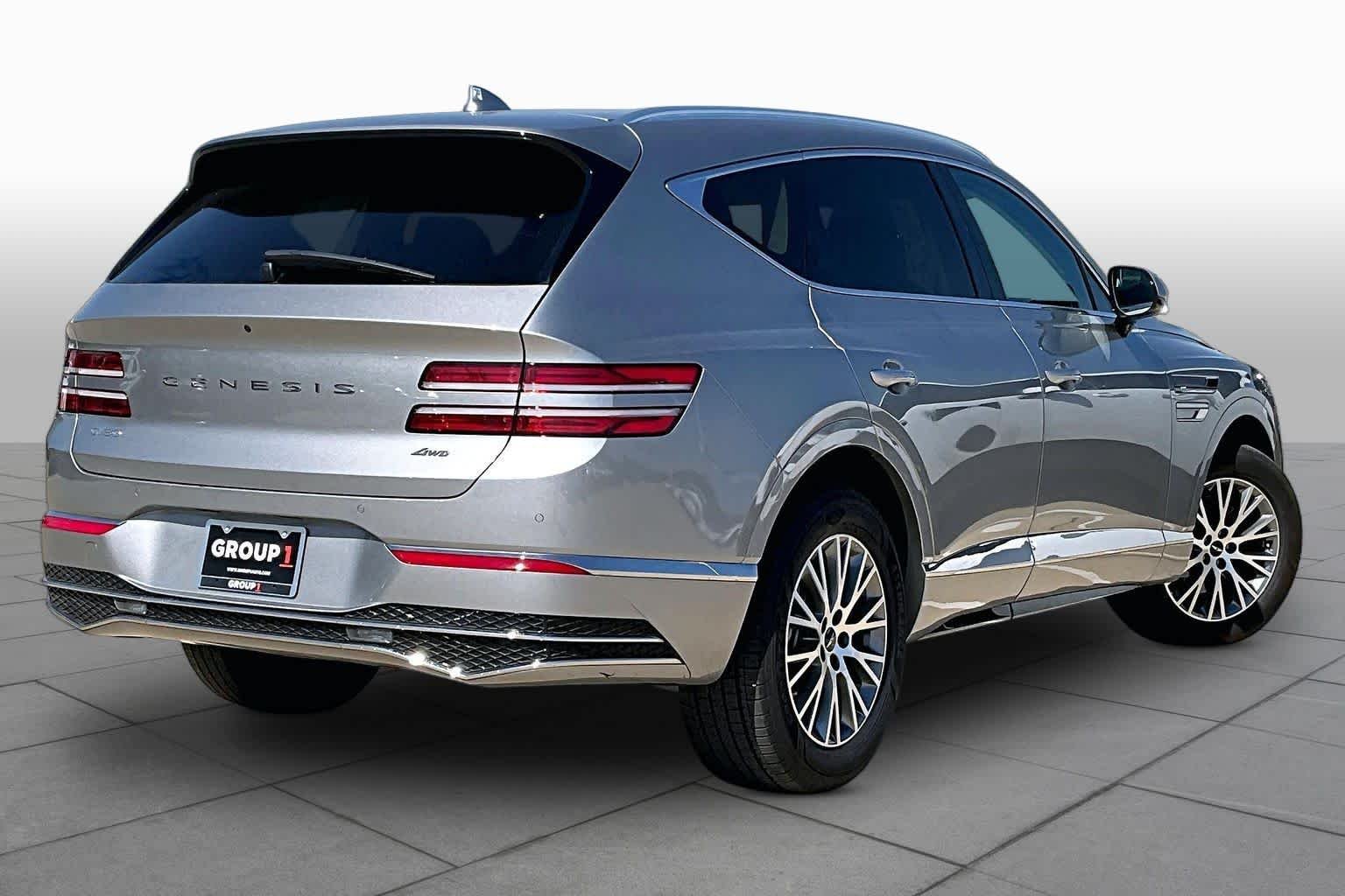 Used 2026 Savile Silver Genesis 2.5T image 13