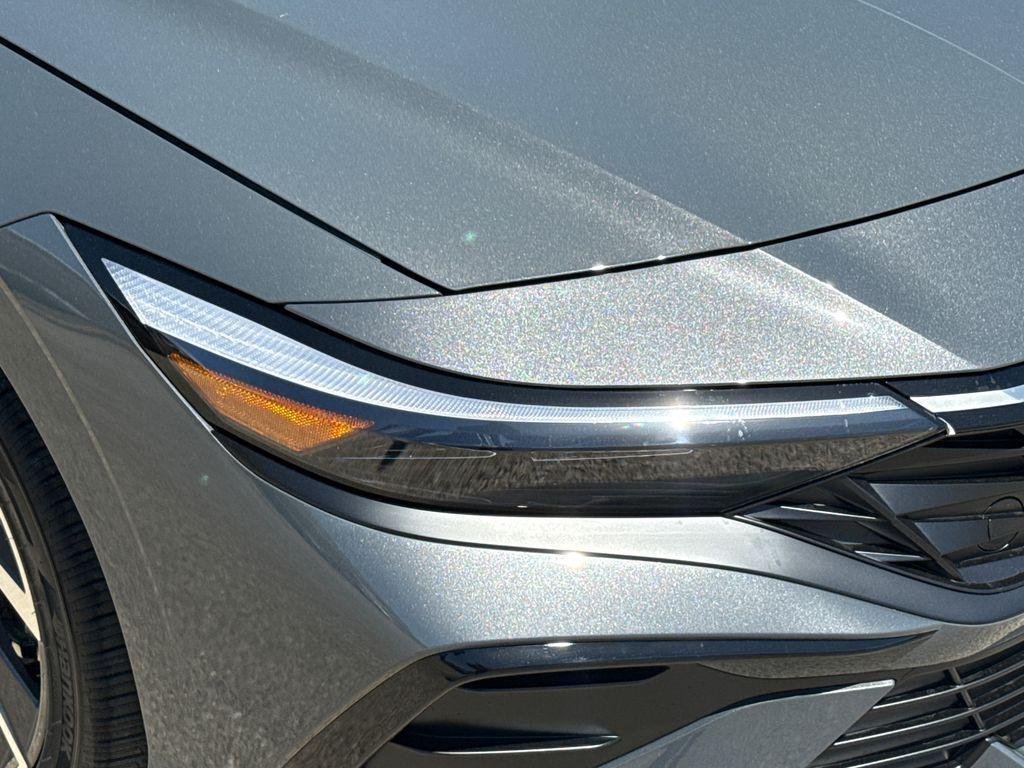 New 2026 Gray Hyundai Limited image 4