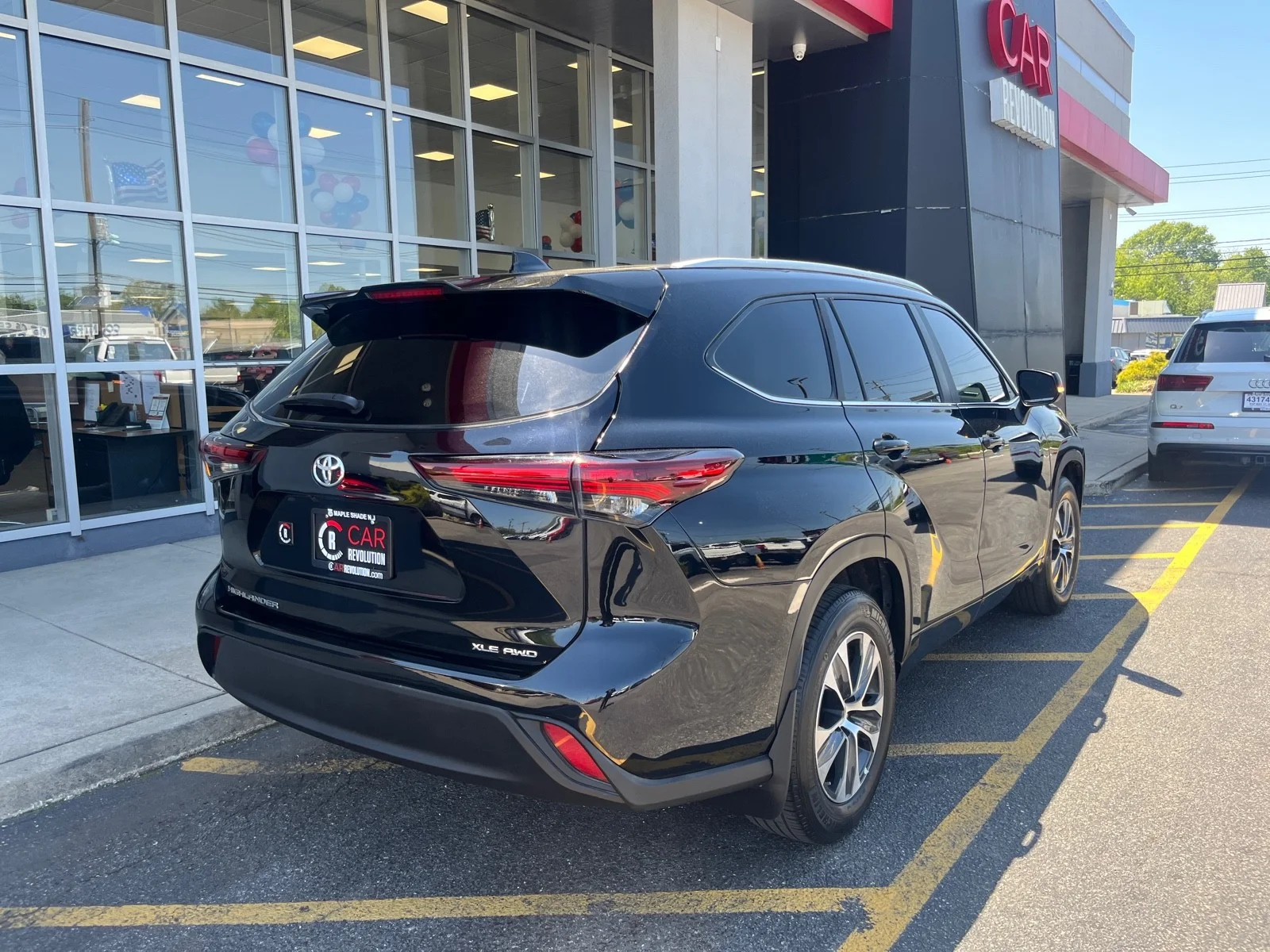 Used 2024 Midnight Black Metallic Toyota XLE AWD image 8