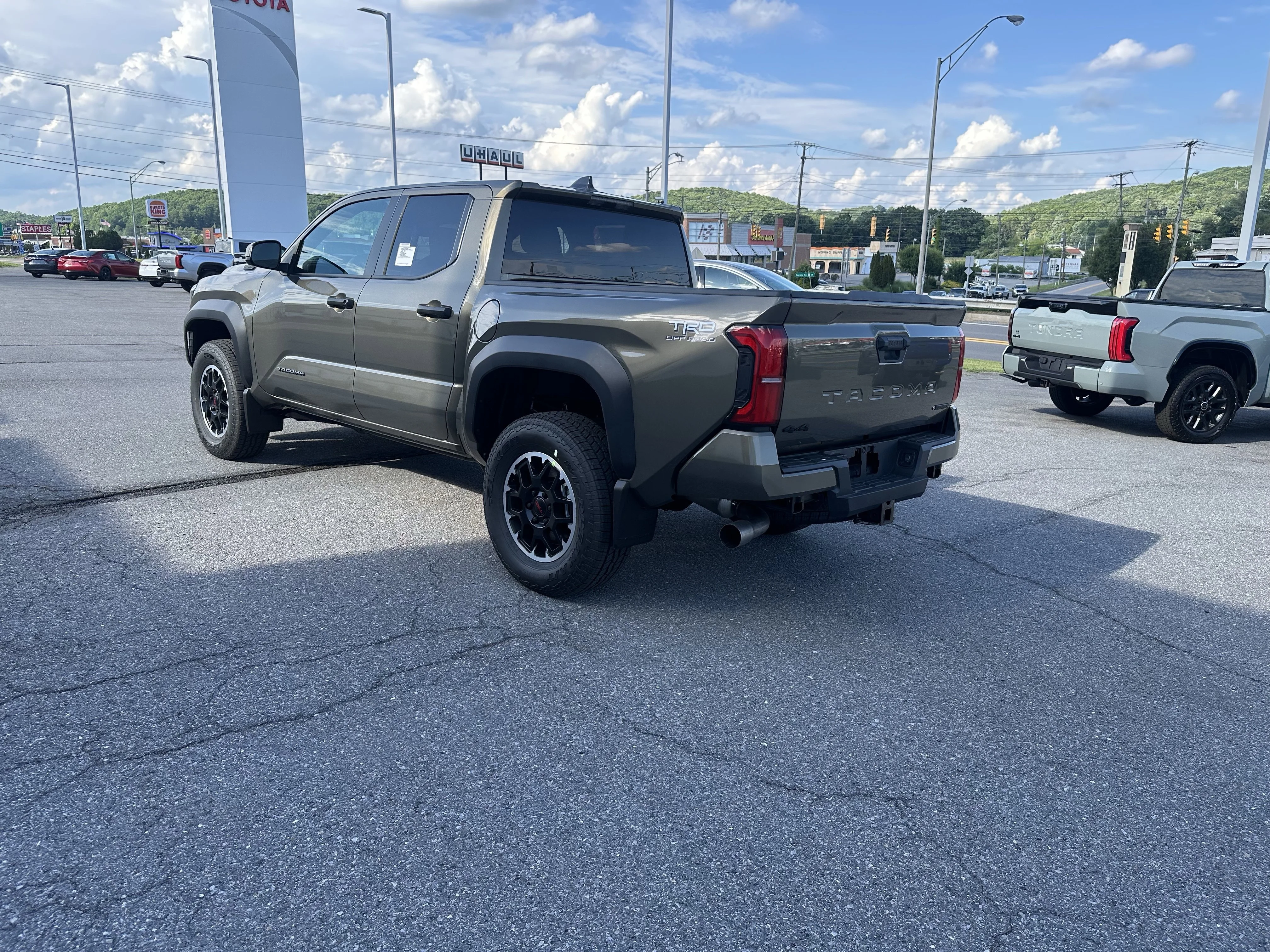 New 2026 BRONZE OXIDE Toyota TRD Off Road Hybrid image 5