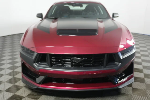 New 2026 Molten Magenta Metallic Tinted Clearcoat Ford Dark Horse® Premium image 7