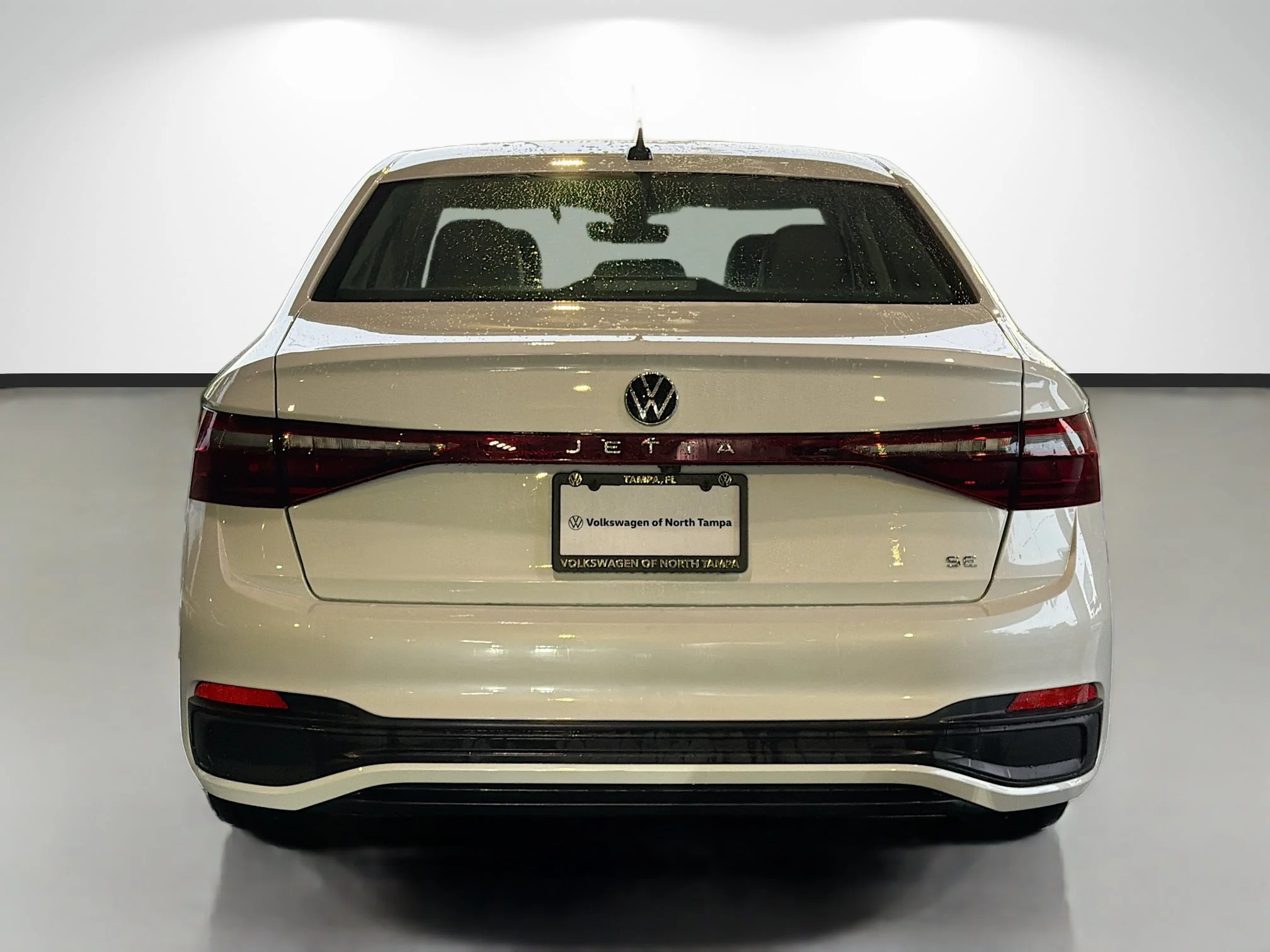 New 2026 White Pearl Volkswagen SE image 4