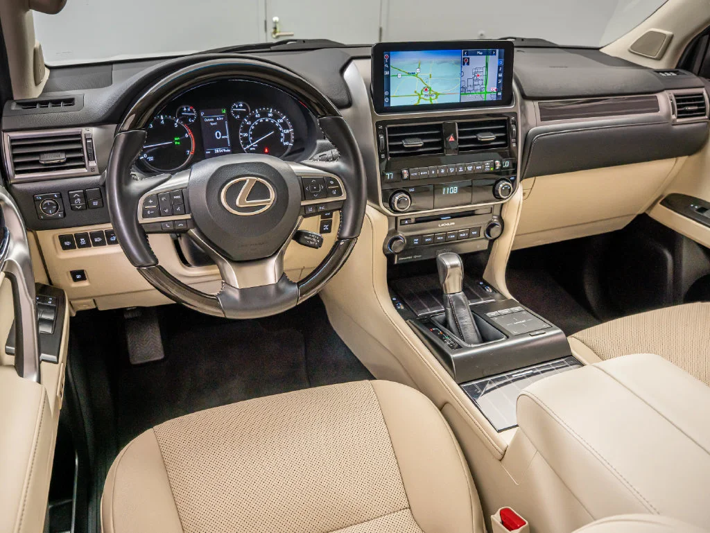 Certified Used 2023 Eminent White Pearl Lexus 460 image 4