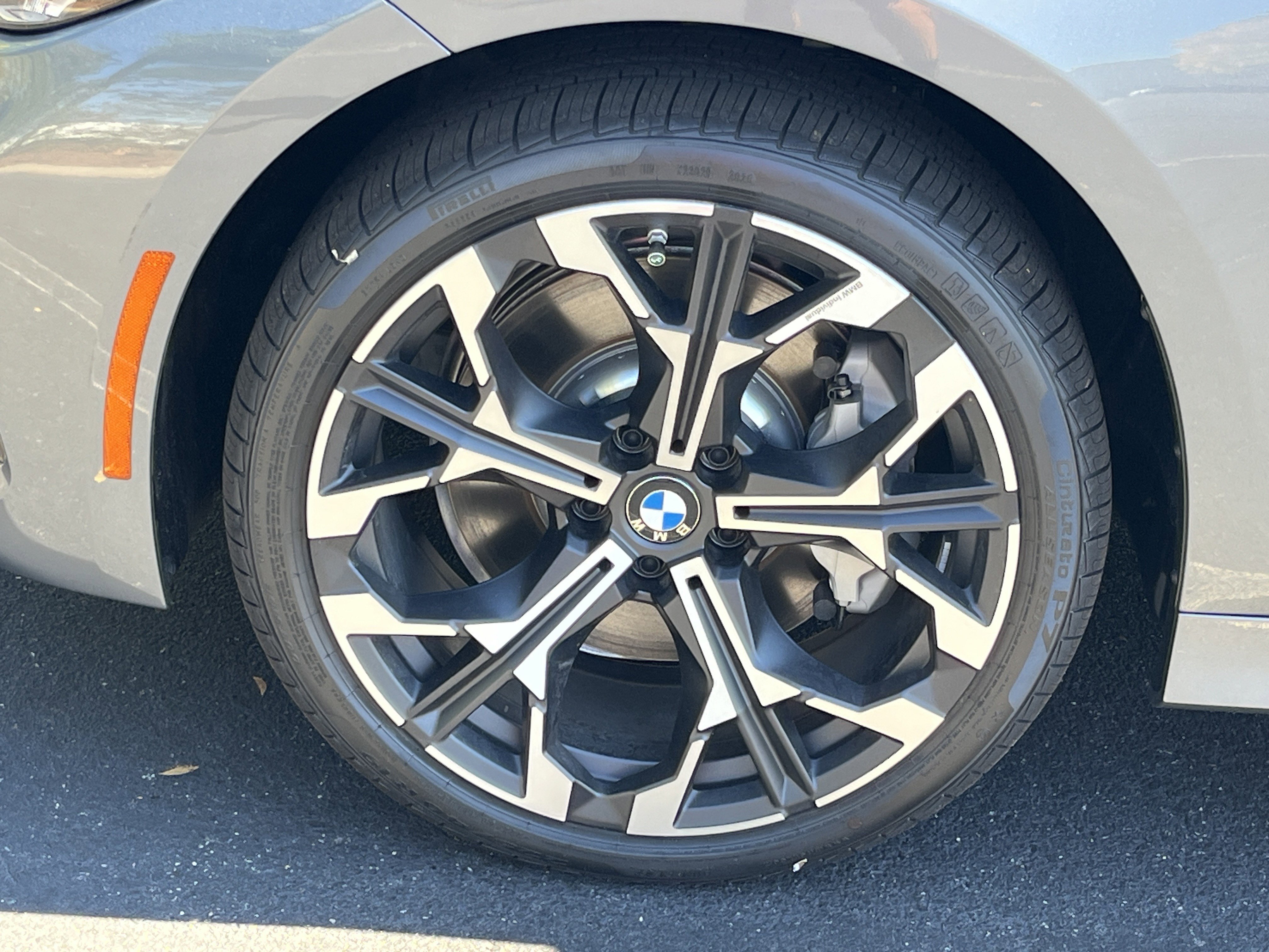 New 2026 Skyscraper Grey Metallic BMW 330i NA image 29