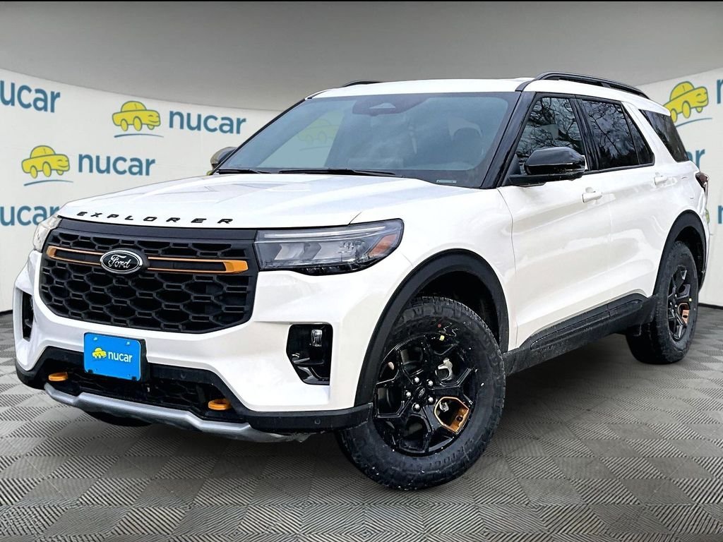 New 2026 Star White Metallic Tri-Coat Ford Tremor image 2