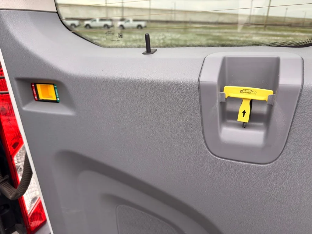 Used 2015 White Ford XLT image 25