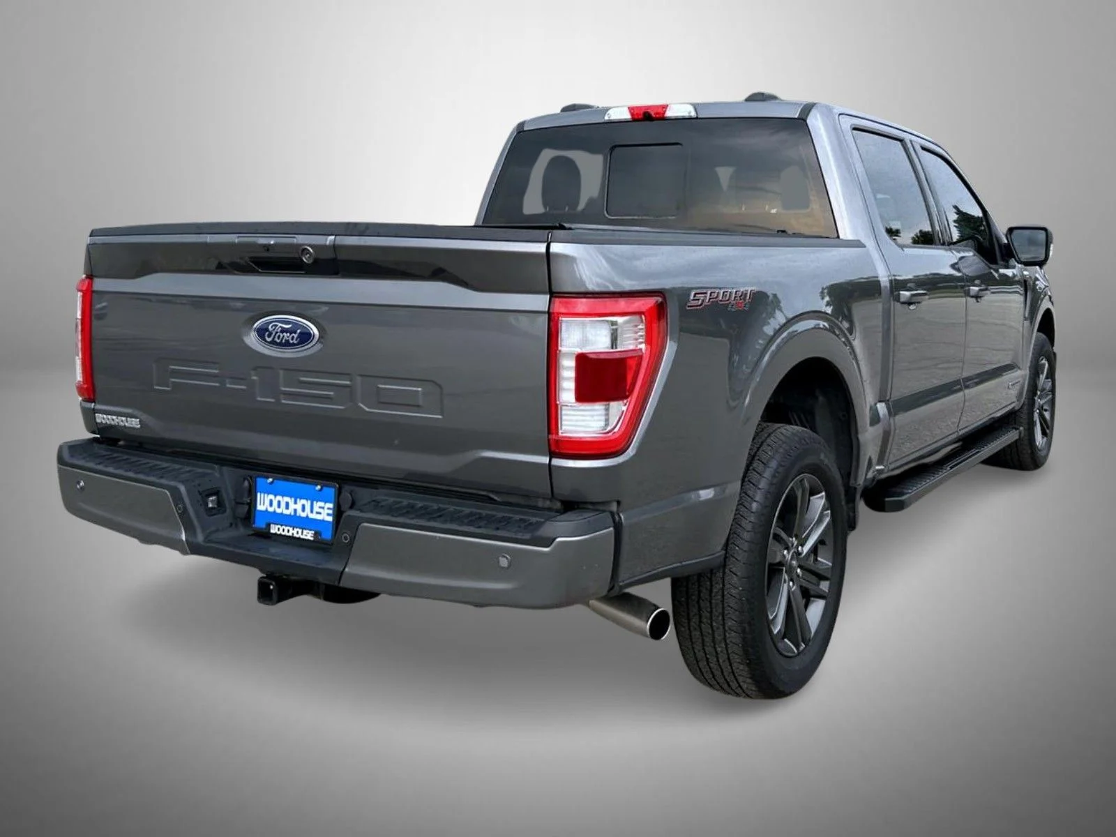 Used 2023 Gray Ford Lariat image 5