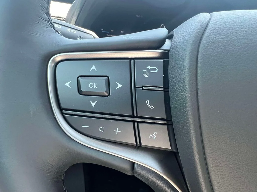 2026 Lexus UX Hybrid 300h Premium - Photo 22